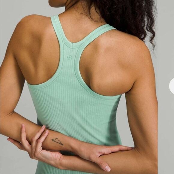 Lululemon Ebb to Street Tank Top Wild Mint size 8 - Picture 1 of 9